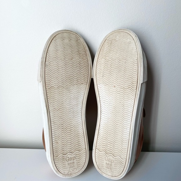 Gap Unisex Rose Gold shiny sneakers, velcro strap, Size Youth /Men US5, Wmn US 7 - Picture 7 of 7